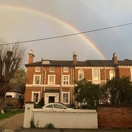 Top Floor. Top Notch. Tranquil Treat. Stone'S Throw From Thames. Maidenhead Exterior foto