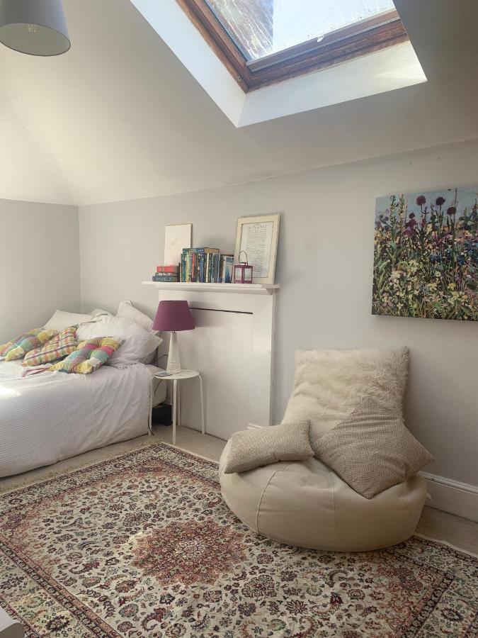 Top Floor. Top Notch. Tranquil Treat. Stone'S Throw From Thames. Maidenhead Exterior foto